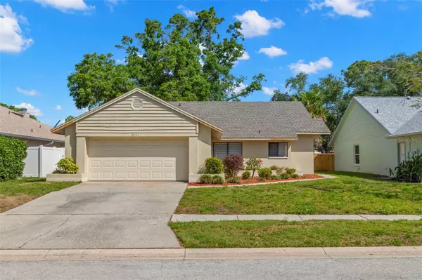 3261 PINE FOREST DR, Palm Harbor, FL 34684