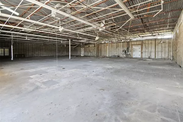 Plant City, FL 33566,2501 MEDULLA RD