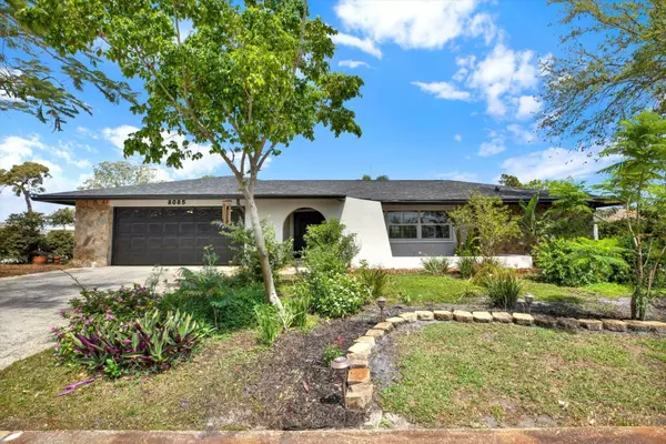 8085 QUINN CT,  Seminole,  FL 33777