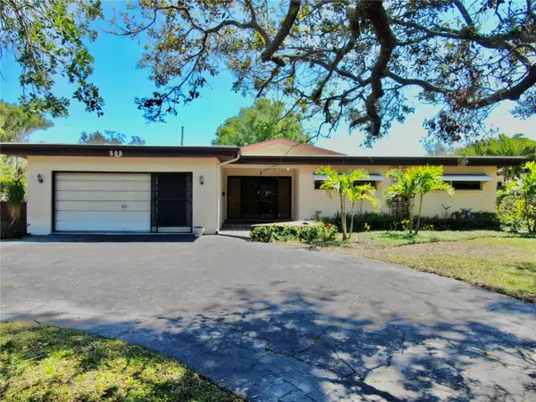 500 OLEANDER WAY S, St Petersburg, FL 33707