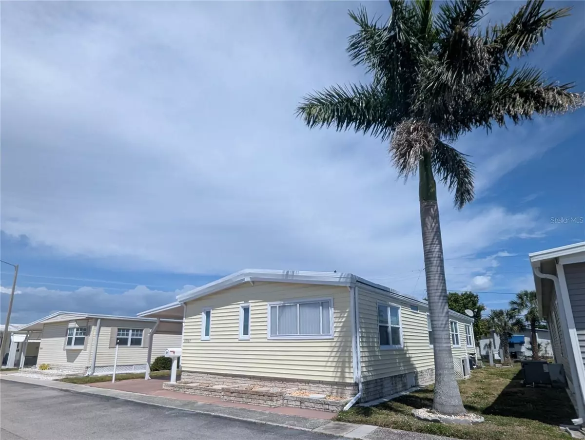 Pinellas Park, FL 33781,82065 G ST N #65