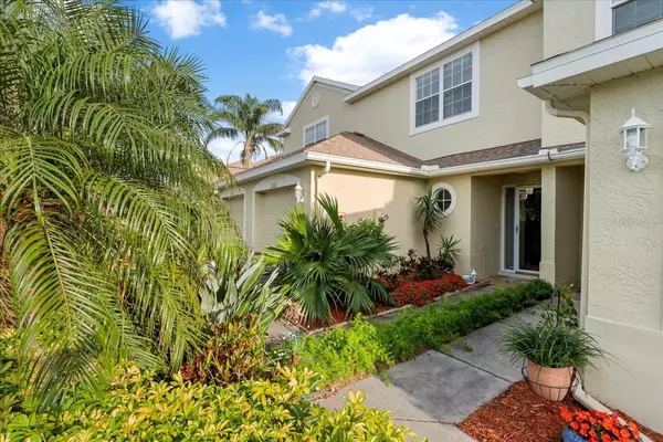 11260 KAPOK GRAND CIR, Madeira Beach, FL 33708
