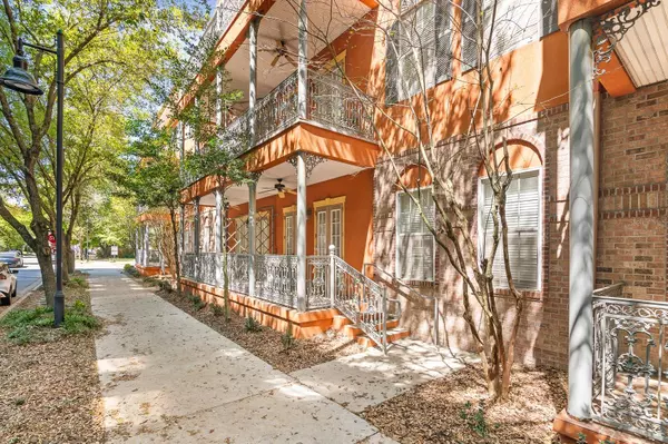 Gainesville, FL 32601,1320 NW 3RD #114