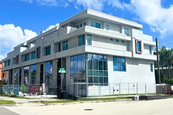 Tampa, FL 33606,85 DAVIS BLVD #D