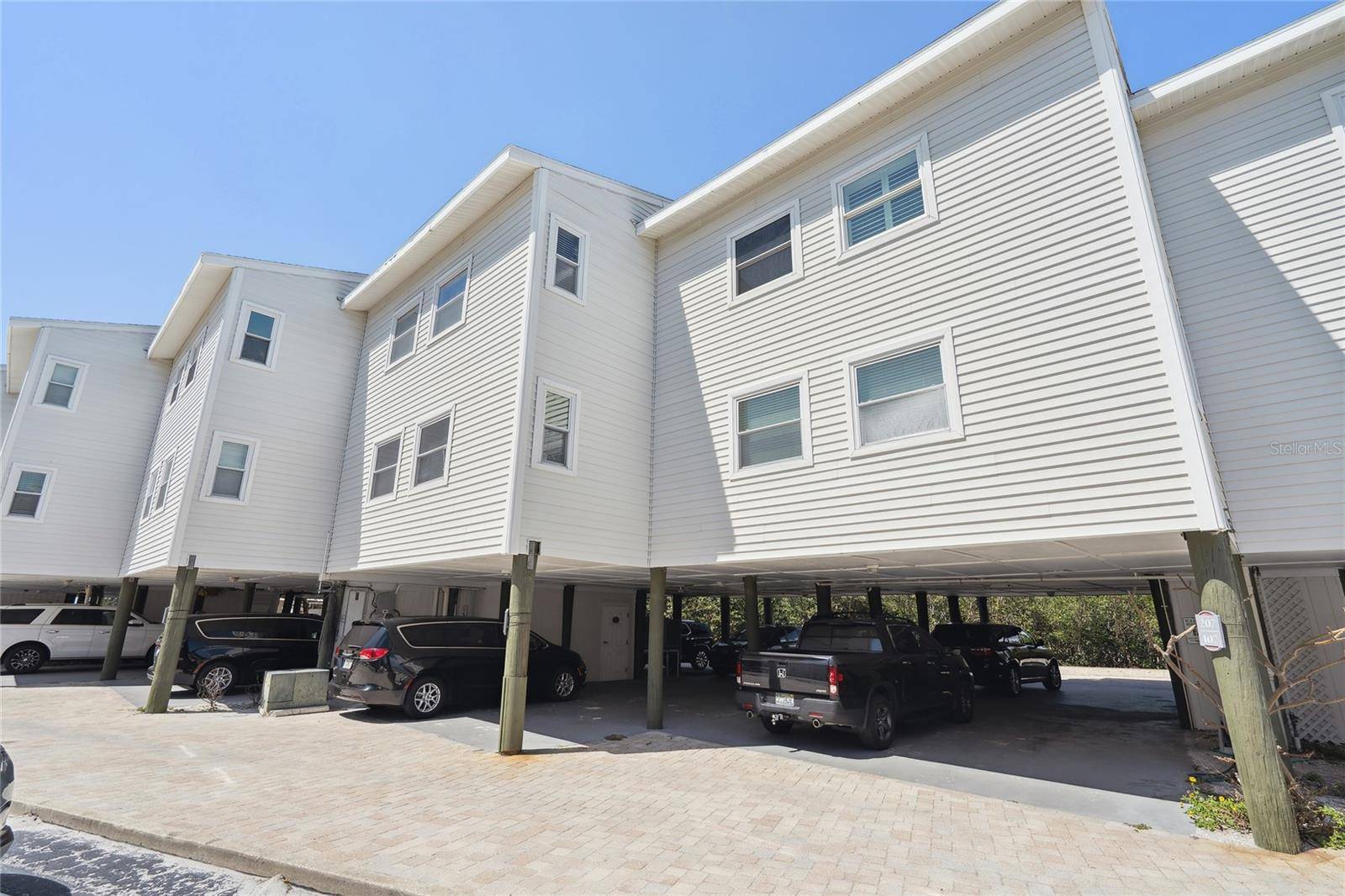 Indian Shores, FL 33785,19727 GULF BLVD #207