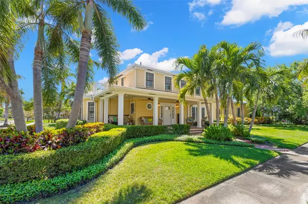 556 21ST AVE NE, St Petersburg, FL 33704