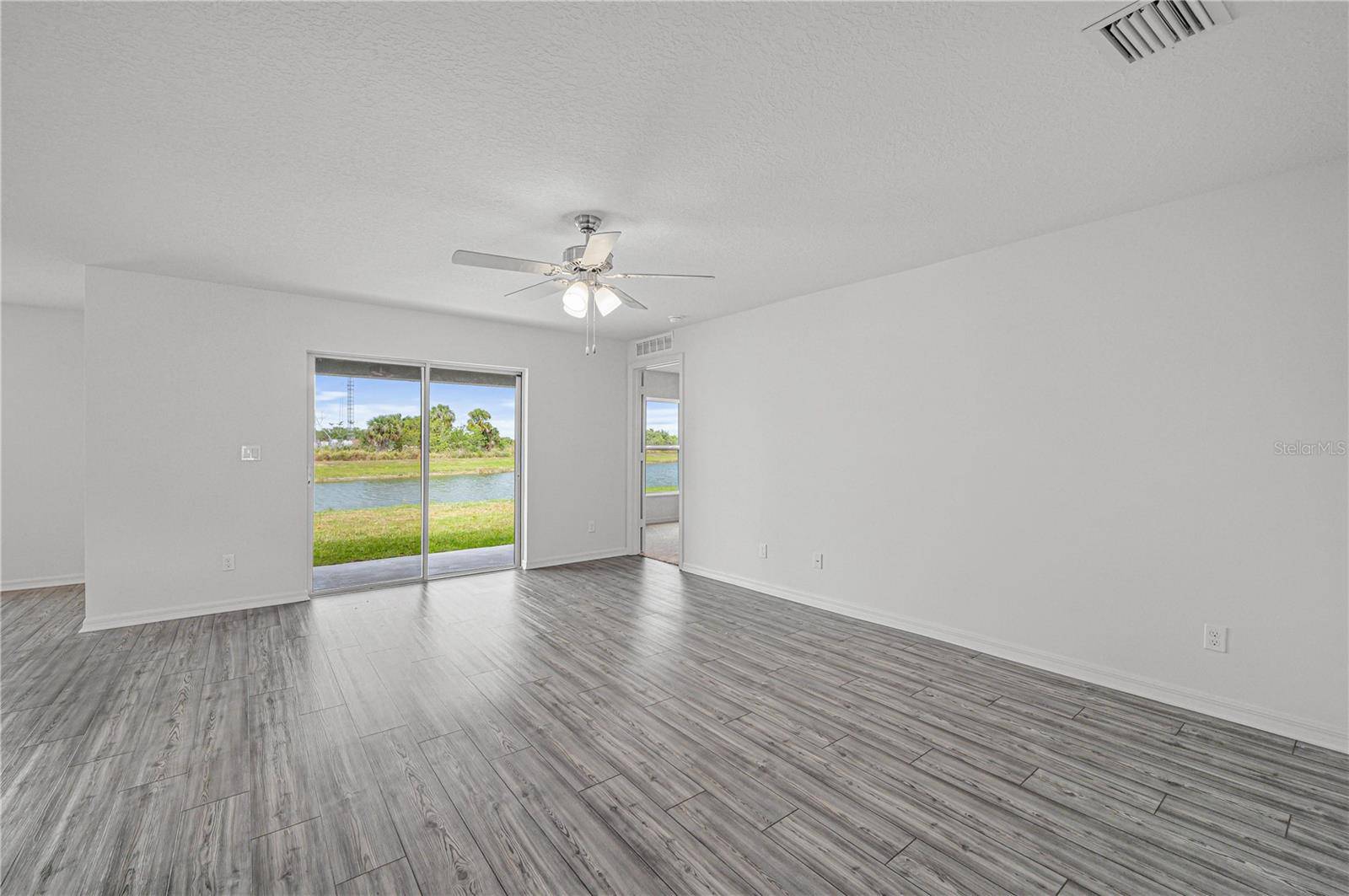 Poinciana, FL 34759,362 AMBERJACK CT