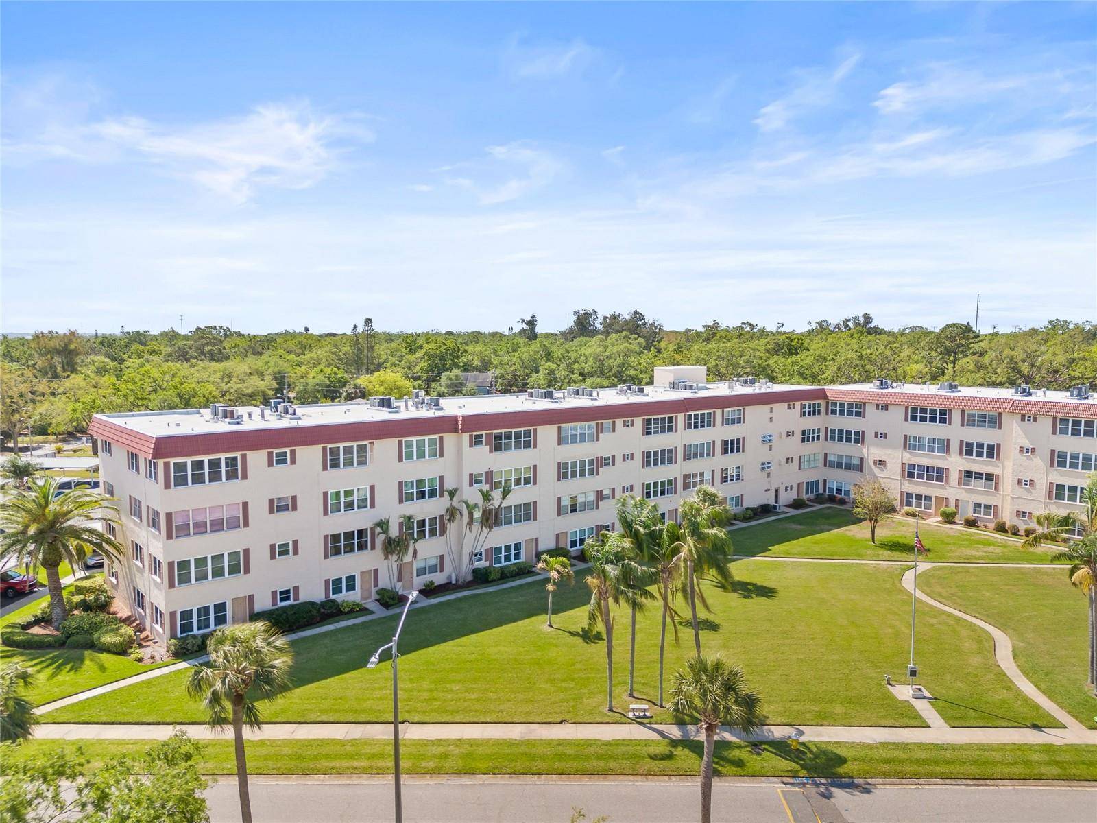 St Petersburg, FL 33708,9950 62ND TER N #316
