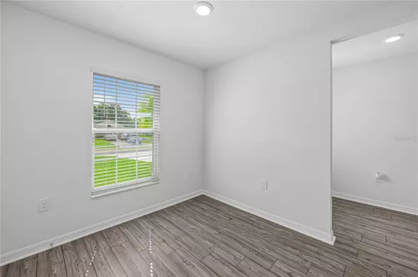 Poinciana, FL 34759,544 BIG SIOUX CT