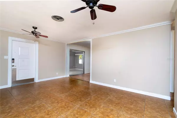 St Petersburg, FL 33702,6801 5TH ST N