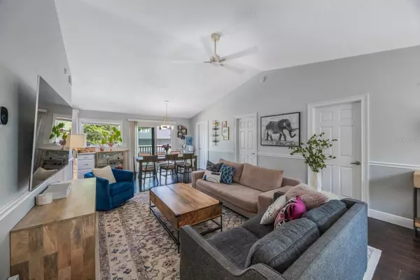 Tarpon Springs, FL 34689,921 LYNNLEA LN