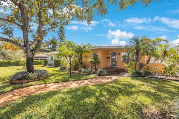 110 27TH AVE NE,  St Petersburg,  FL 33704