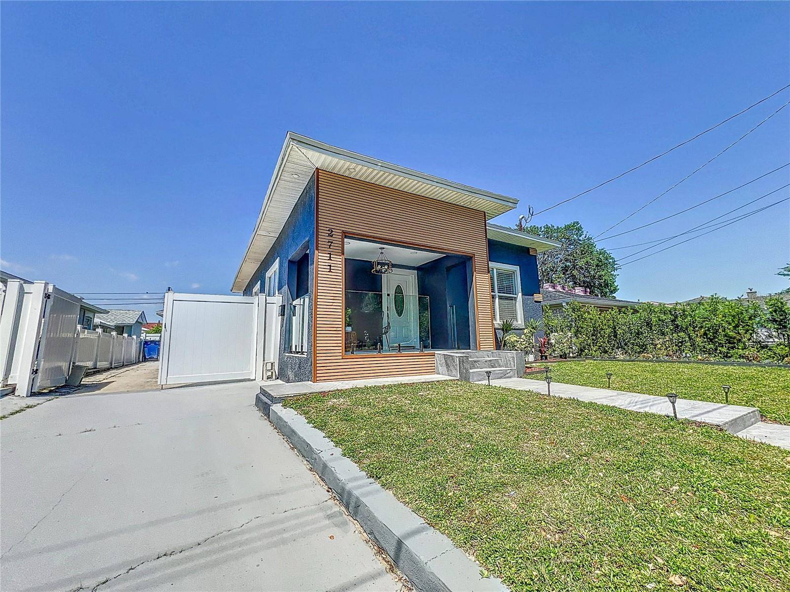 Tampa, FL 33607,2711 W CORDELIA ST