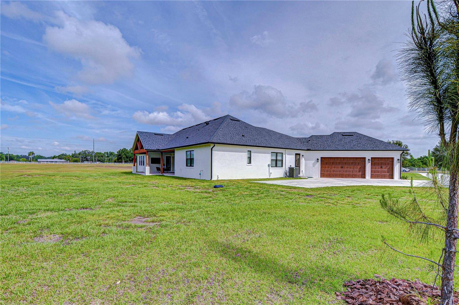 Plant City, FL 33567,111 ALAFIA ESTATES LN