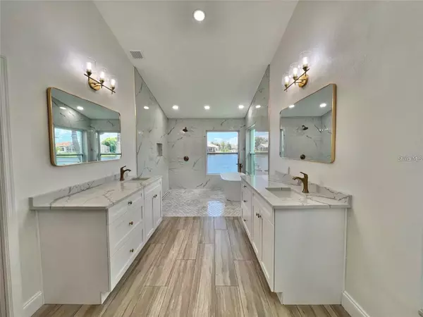 Tampa, FL 33615,4804 LONGWATER WAY