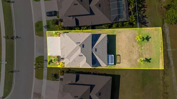 Apollo Beach, FL 33572,933 SIGNET DR