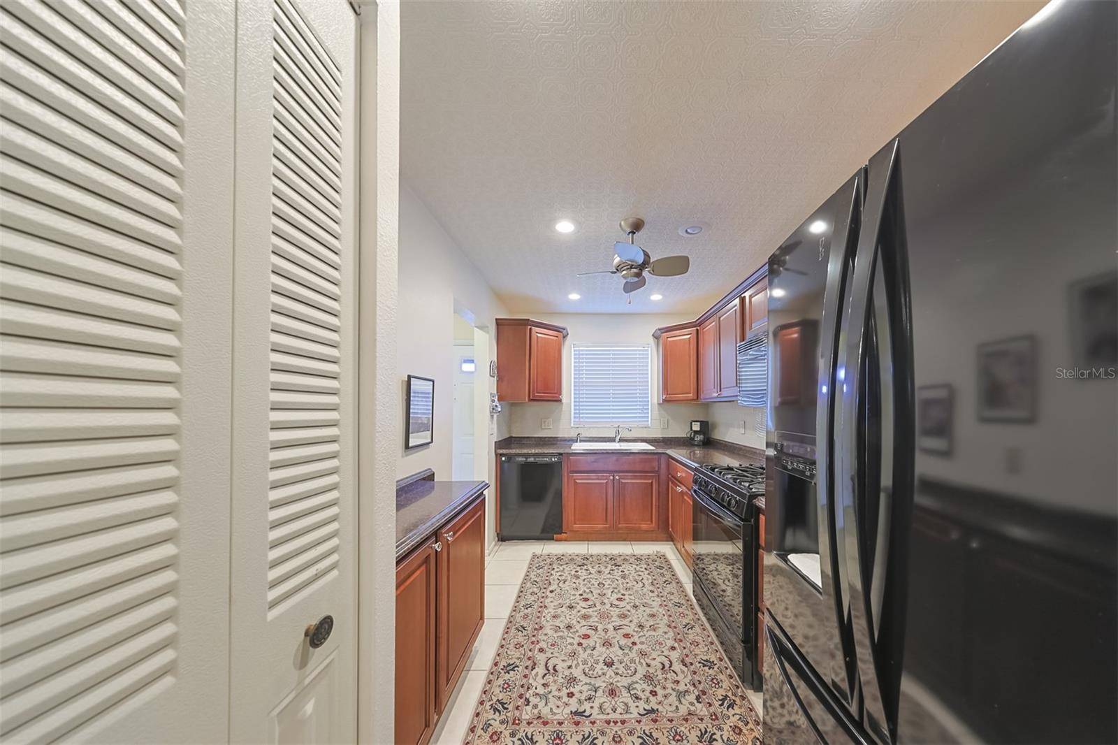 St Petersburg, FL 33709,6070 80TH ST N #406