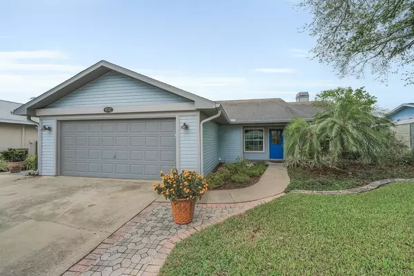 8742 BERMUDA LN, Port Richey, FL 34668
