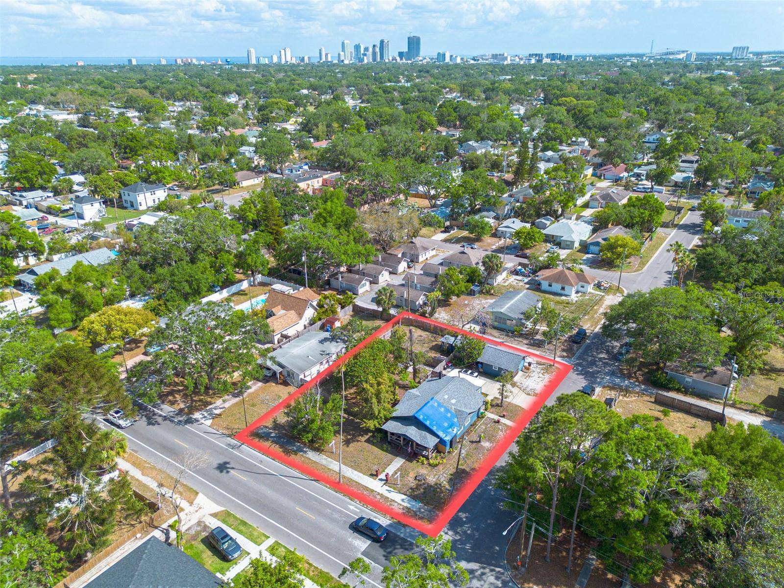 1934 30TH AVE N, St Petersburg, FL 33713