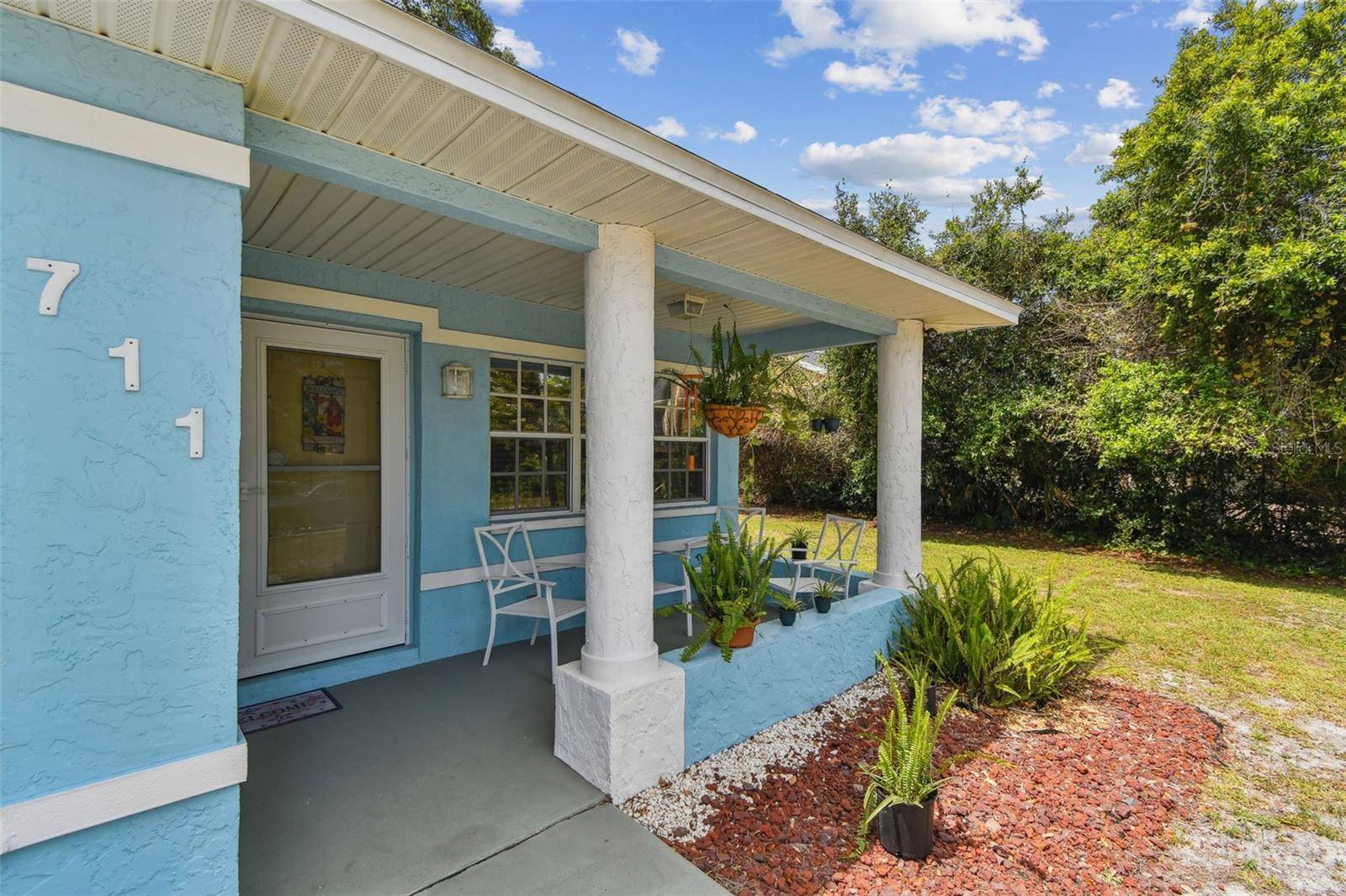 Largo, FL 33770,711 6TH ST NE