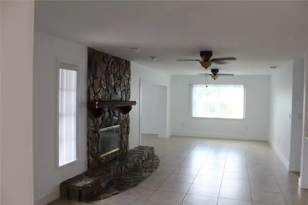 Largo, FL 33773,12619 98TH ST
