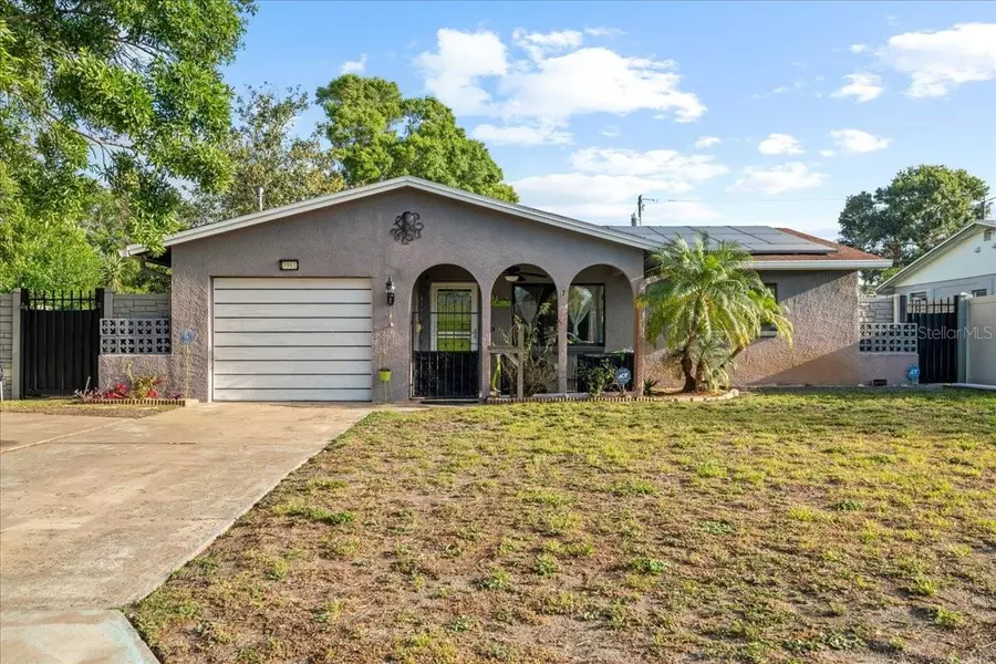 3961 15TH AVE N, St Petersburg, FL 33713