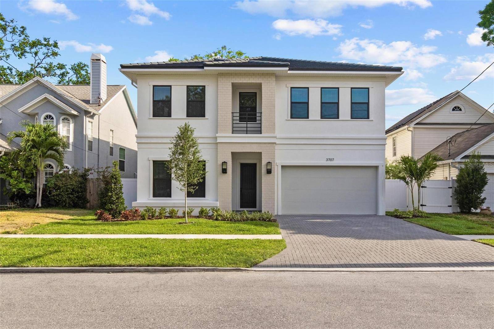 803 W WOODLAWN AVE, Tampa, FL 33603