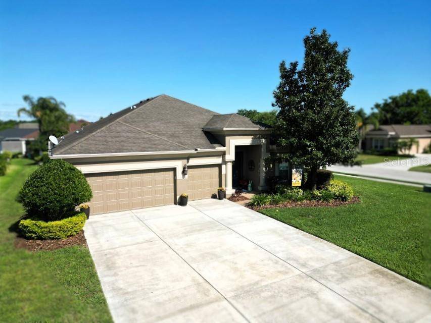 13302 TRAILING MOSS DR, Dade City, FL 33525