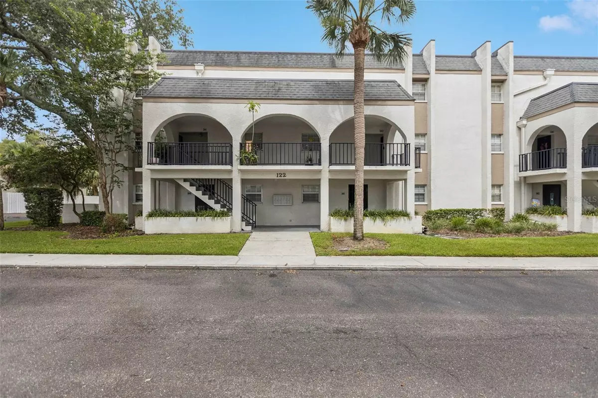 Brandon, FL 33510,122 N KINGS AVE #101