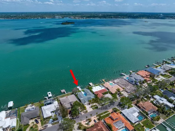 769 HARBOR IS, Clearwater Beach, FL 33767
