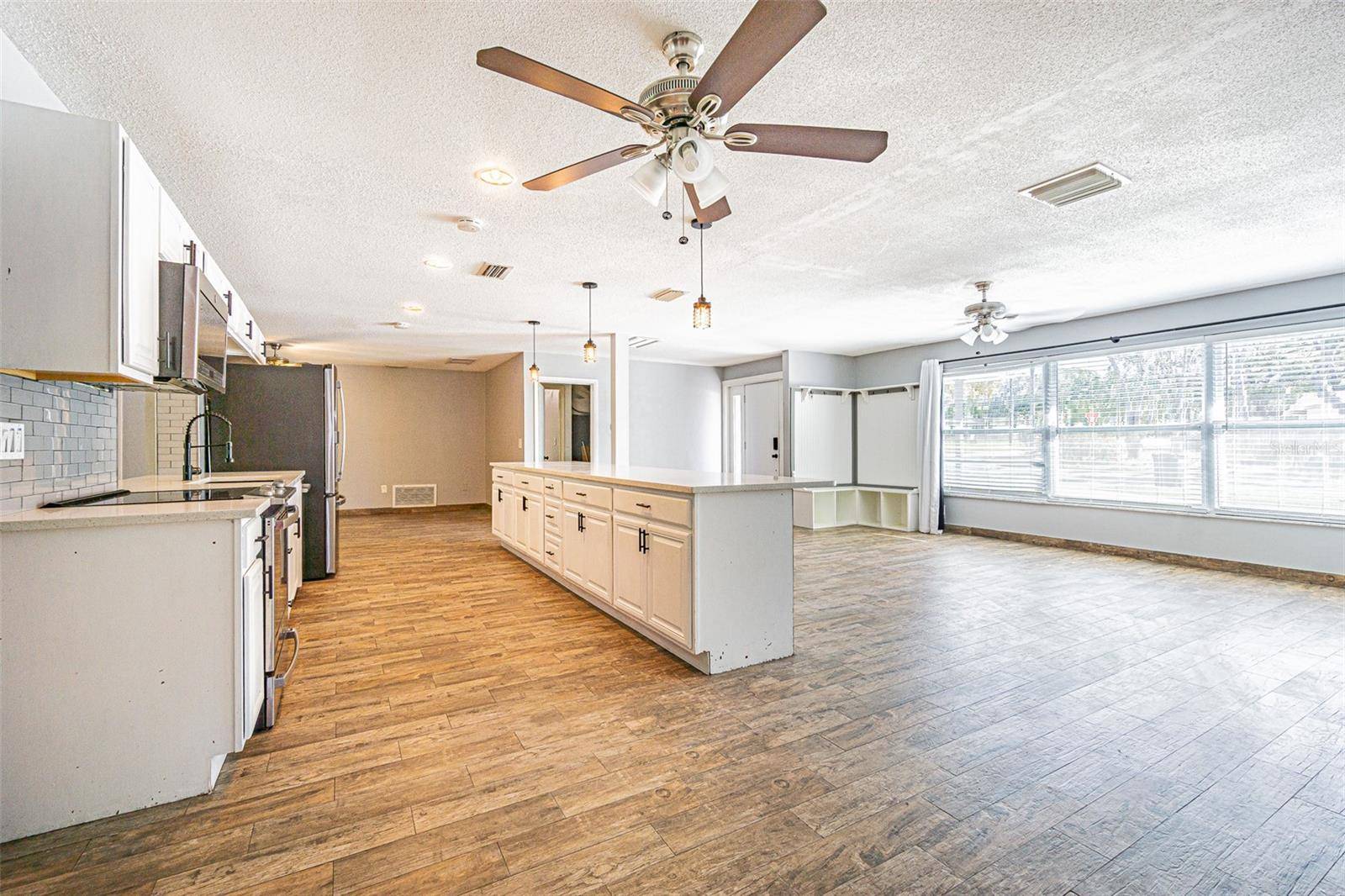 Clearwater, FL 33755,1760 SHARONDALE DR