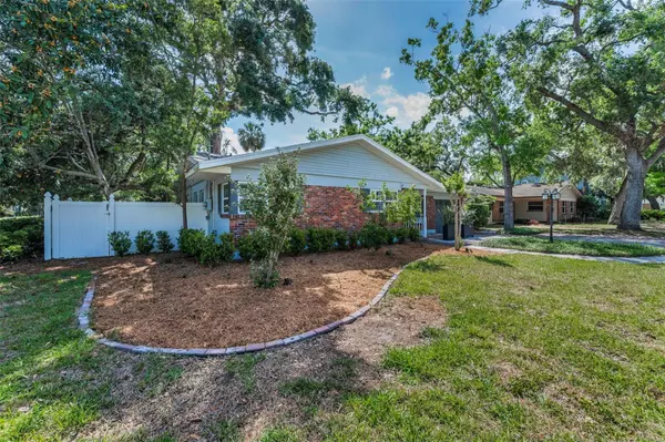 Tampa, FL 33609,202 S HESPERIDES ST