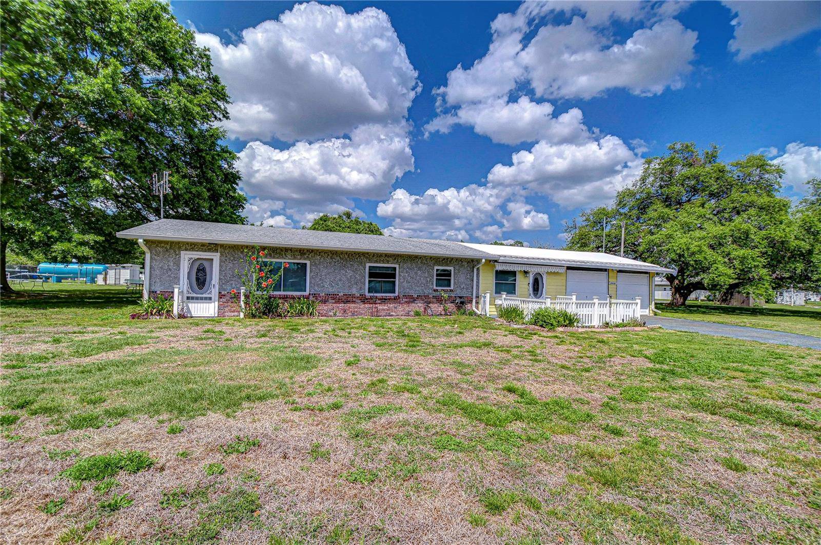 Zephyrhills, FL 33542,39407 ROCKFORD AVE
