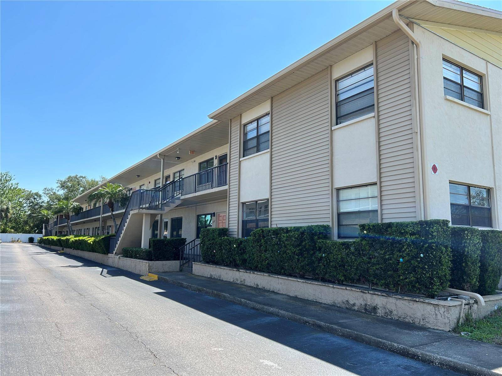 5967 TERRACE PARK DR N #204, St Petersburg, FL 33709