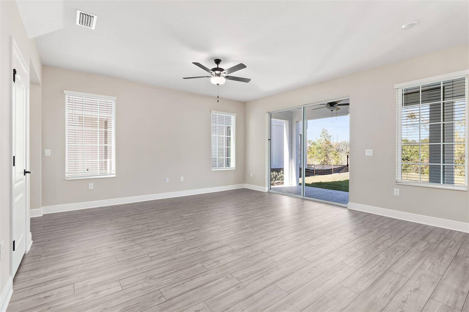 Kissimmee, FL 34747,7744 SOMERSWORTH DR