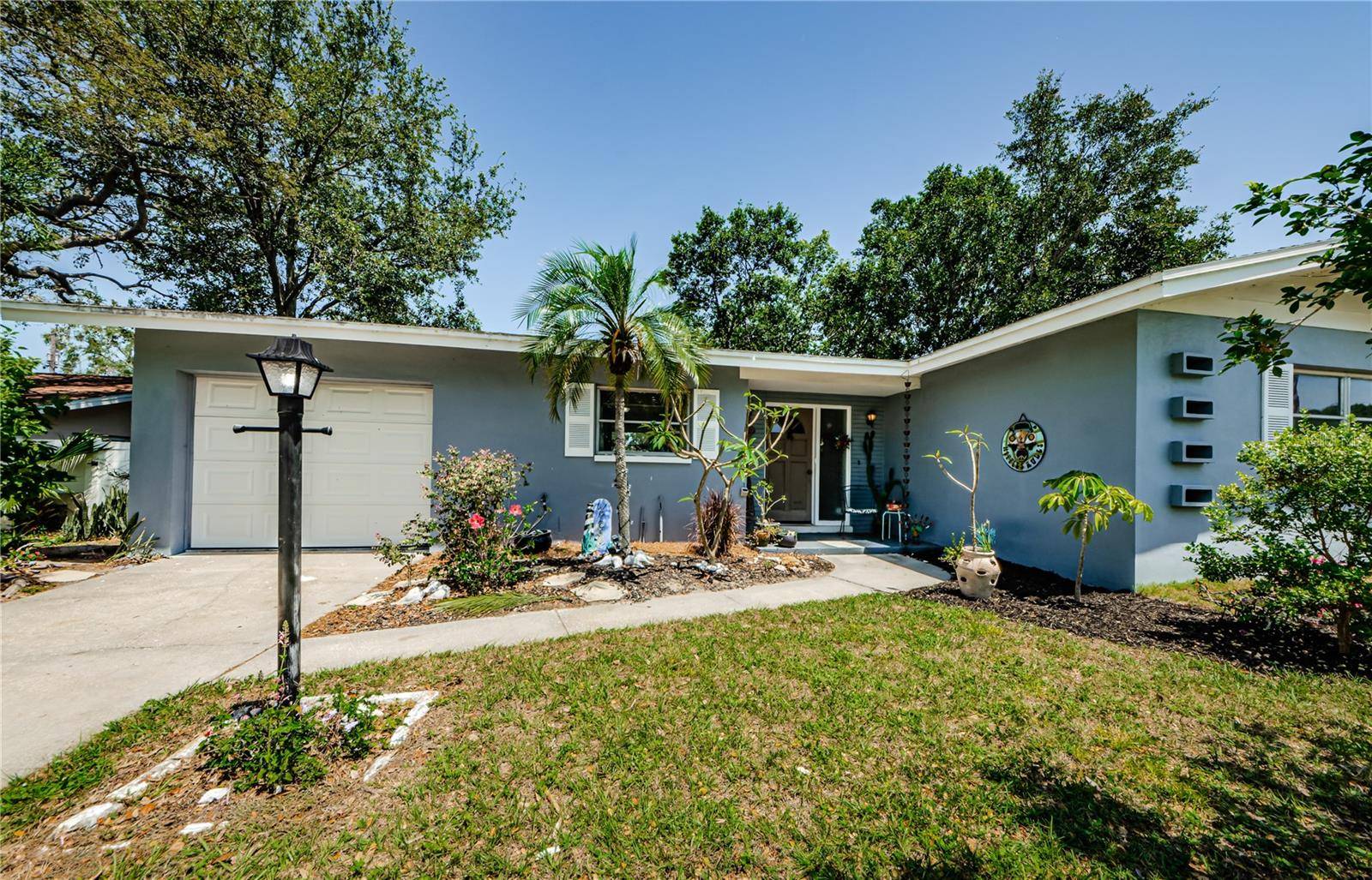 1942 ASHLAND DR, Clearwater, FL 33763