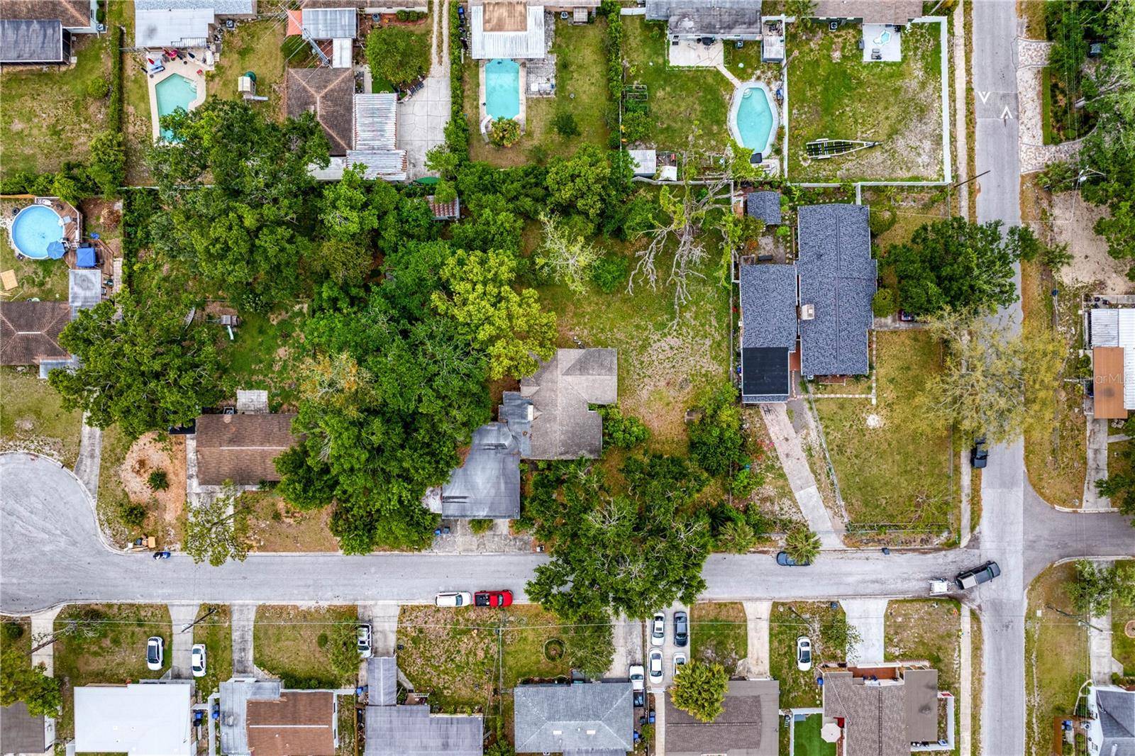 805 W 129TH AVE, Tampa, FL 33612