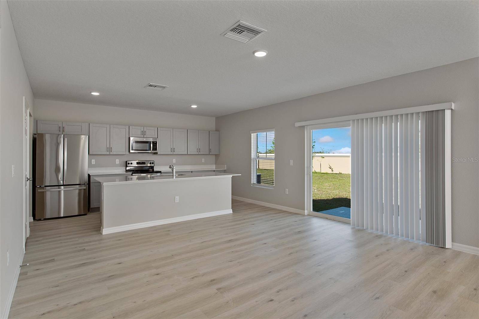 Lithia, FL 33547,14789 SUMMER BRANCH DR