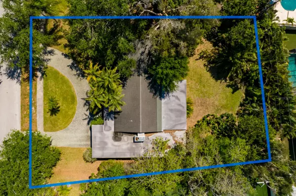St Petersburg, FL 33704,459 BAYVIEW DR NE