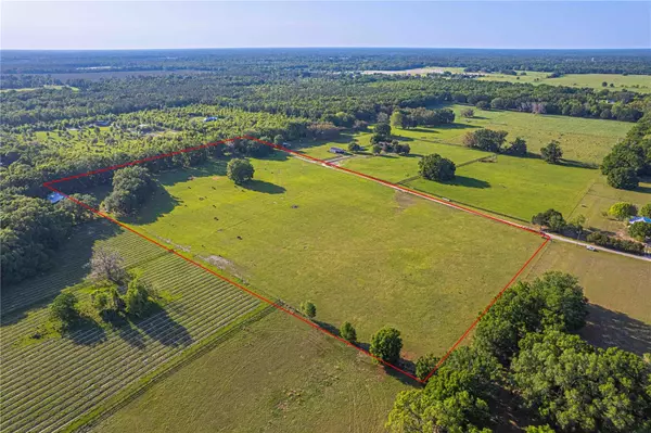 High Springs, FL 32643,NW 232ND TER