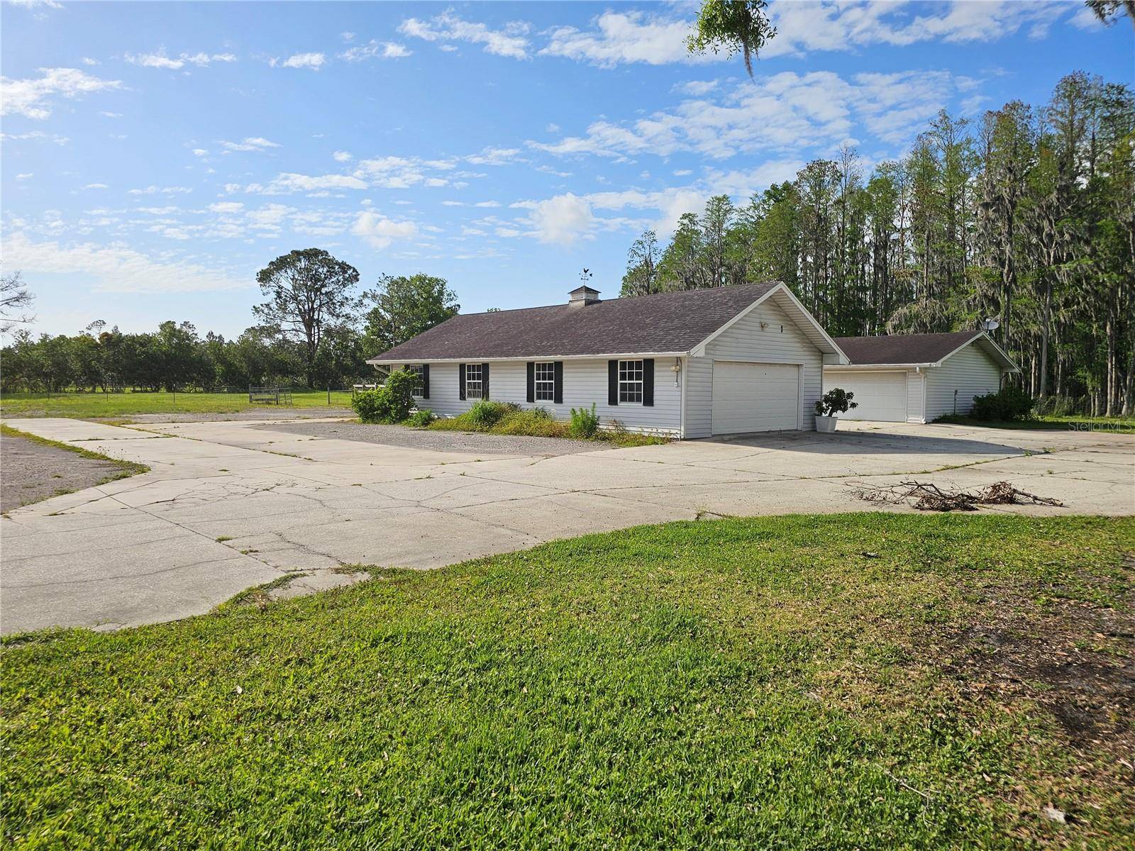 Tarpon Springs, FL 34688,3465 KEYSTONE RD