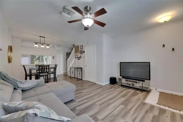 Brandon, FL 33510,2362 LAKE WOODBERRY CIR