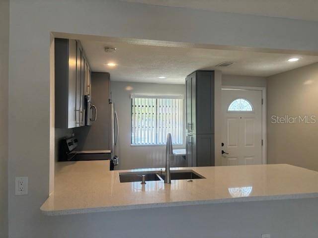 Oldsmar, FL 34677,207 CORKWOOD LN