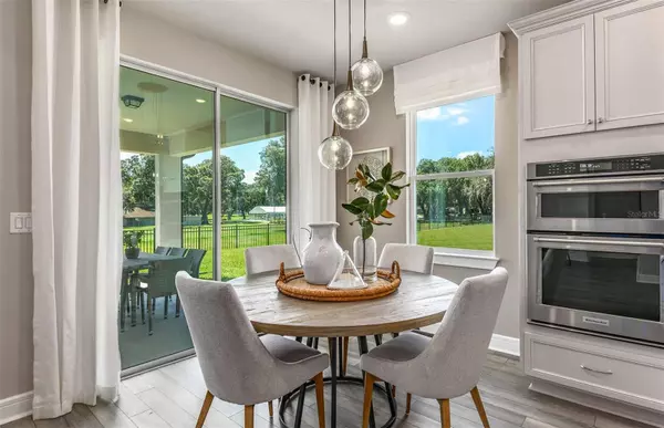 Thonotosassa, FL 33592,9753 REDWOOD HEIGHTS LOOP