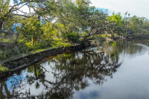 Tampa, FL 33604,1214 E PARK CIR