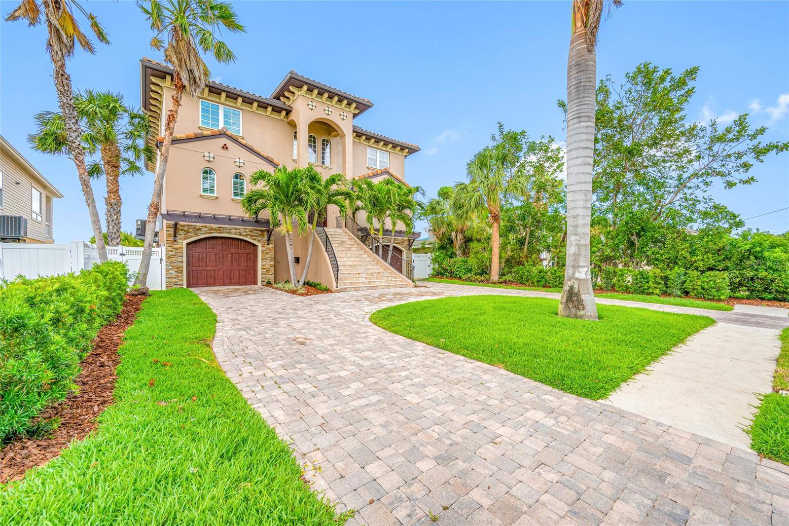 St Petersburg, FL 33703,2149 BAYOU GRANDE BLVD NE