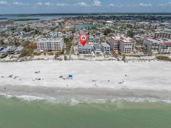 12274 1ST ST W #2, Treasure Island, FL 33706
