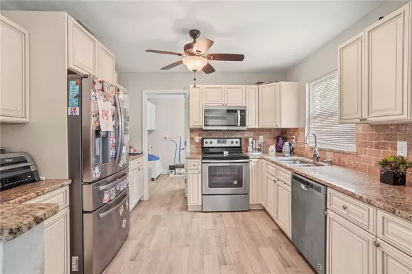 Avon Park, FL 33825,1374 MEMORIAL DR