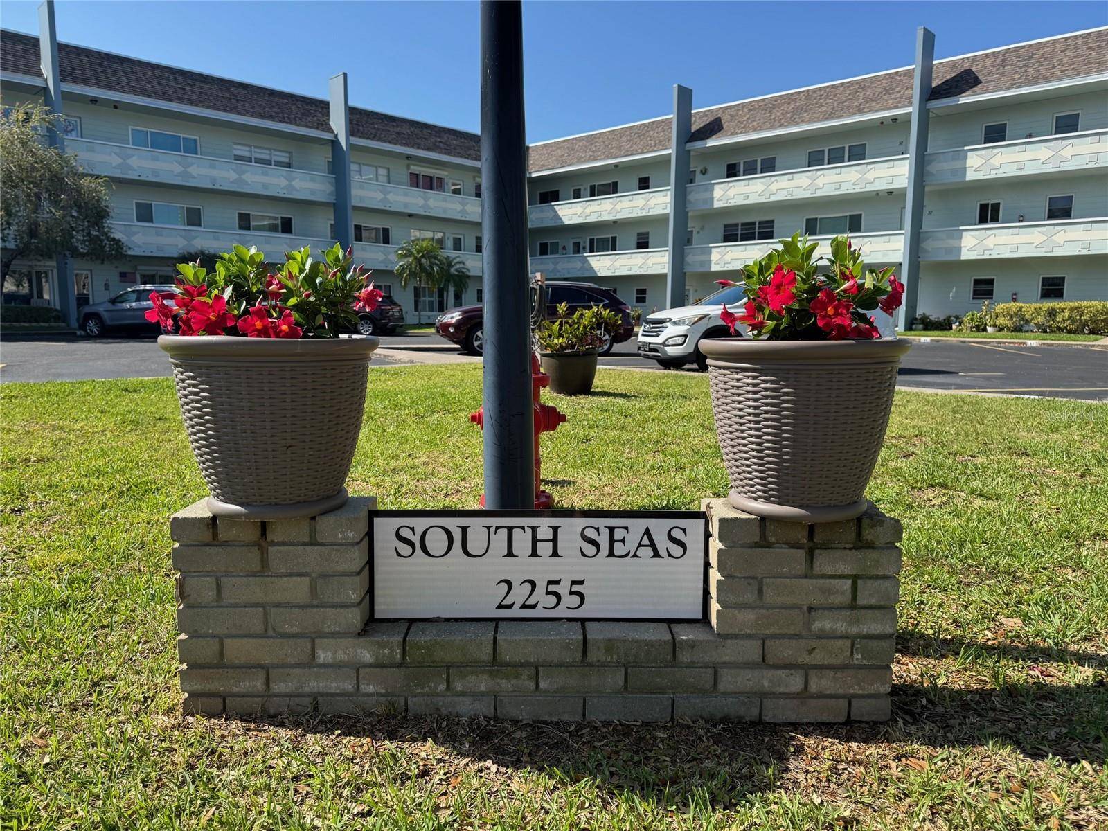 2255 PHILIPPINE DR #21, Clearwater, FL 33763