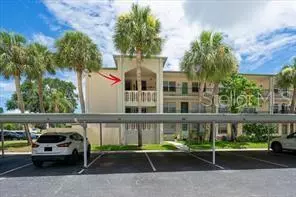 11720 PARK BLVD #301, Seminole, FL 33772